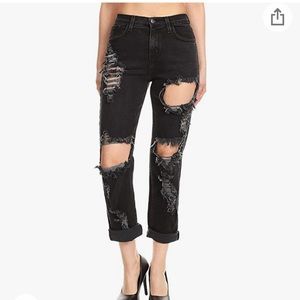 Black boyfriend jeans